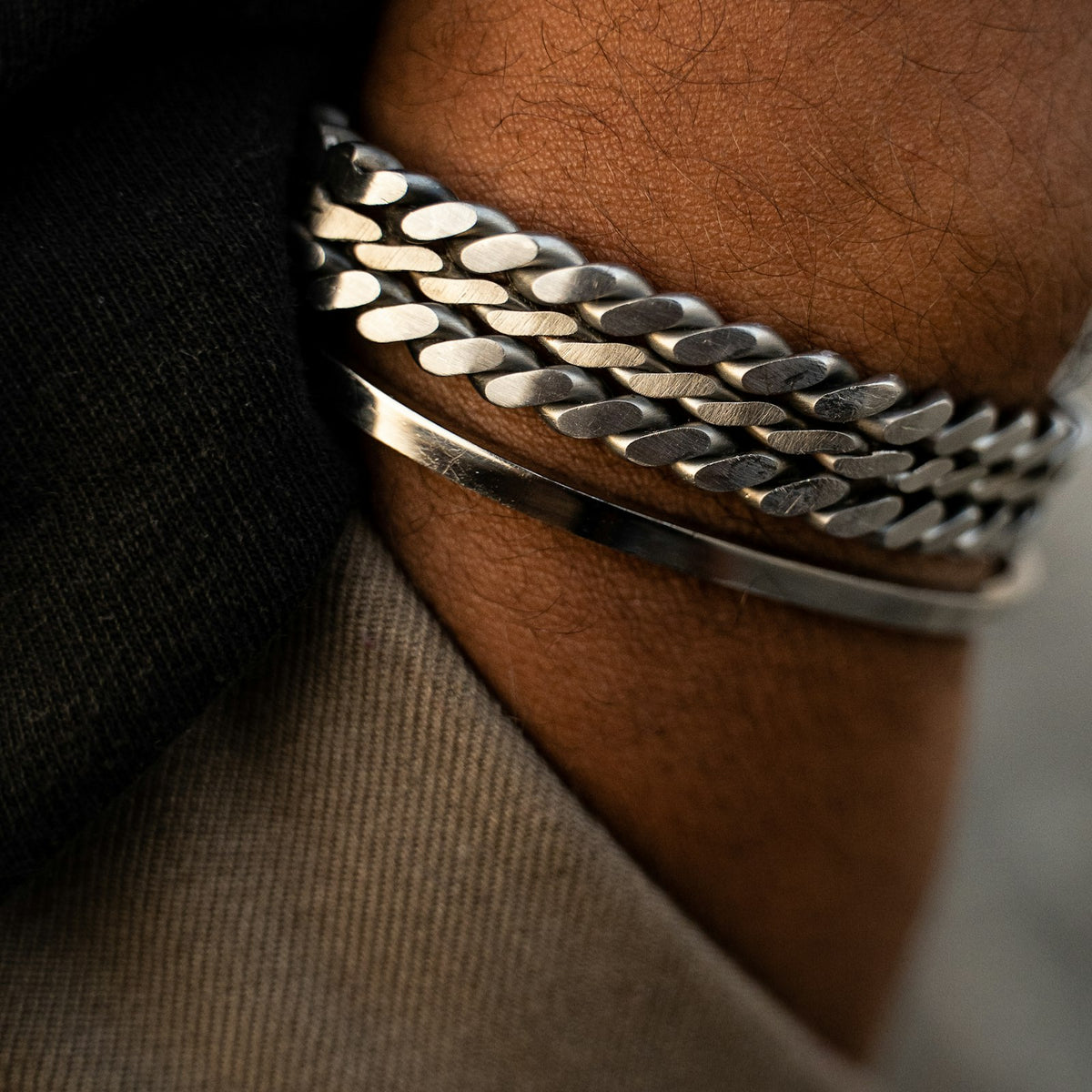 Duo chaîne maille plate et jonc — Duo