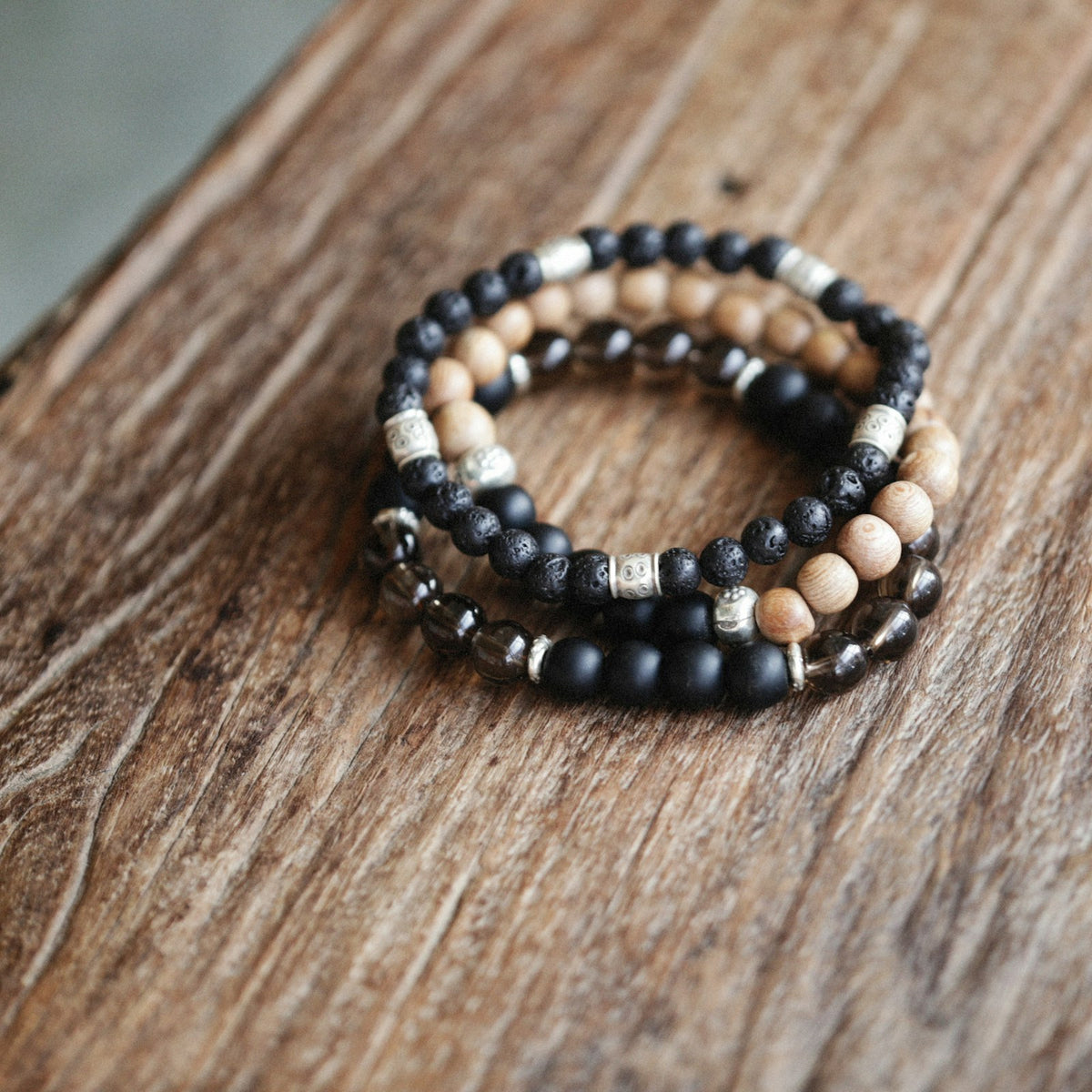 Trio de bracelets en perles — Stack